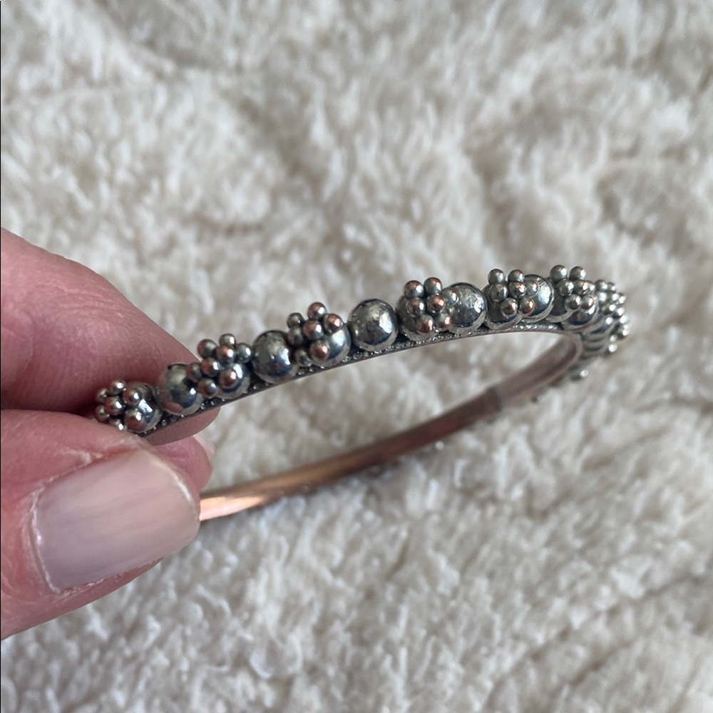Silver Floral Like Beaded Metal Bangle